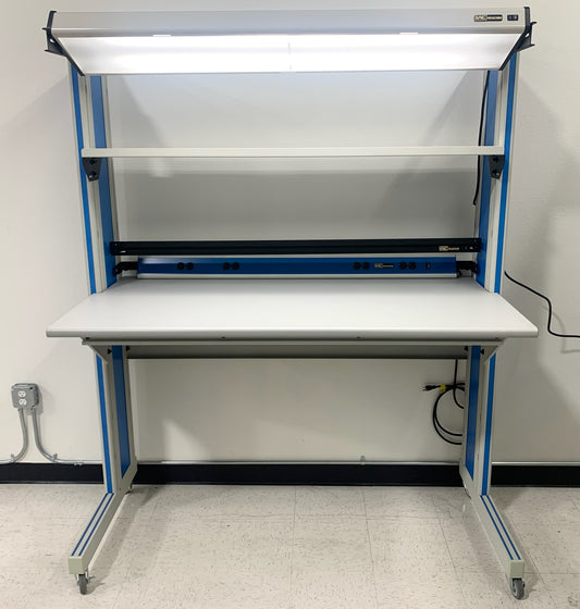 LAB TABLE W/ LIGHT FIXTURE, IAC